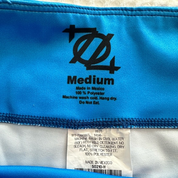 704 Shop Carolina Panthers Leggings - Picture 5 of 5